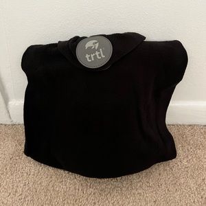 Trtl Travel Neck Pillow - Black BRAND NEW